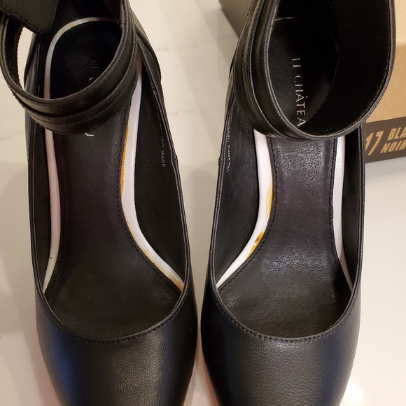 Le Chateau Black High Heel with Ankle Strap Size 7 - Picture 3 of 11